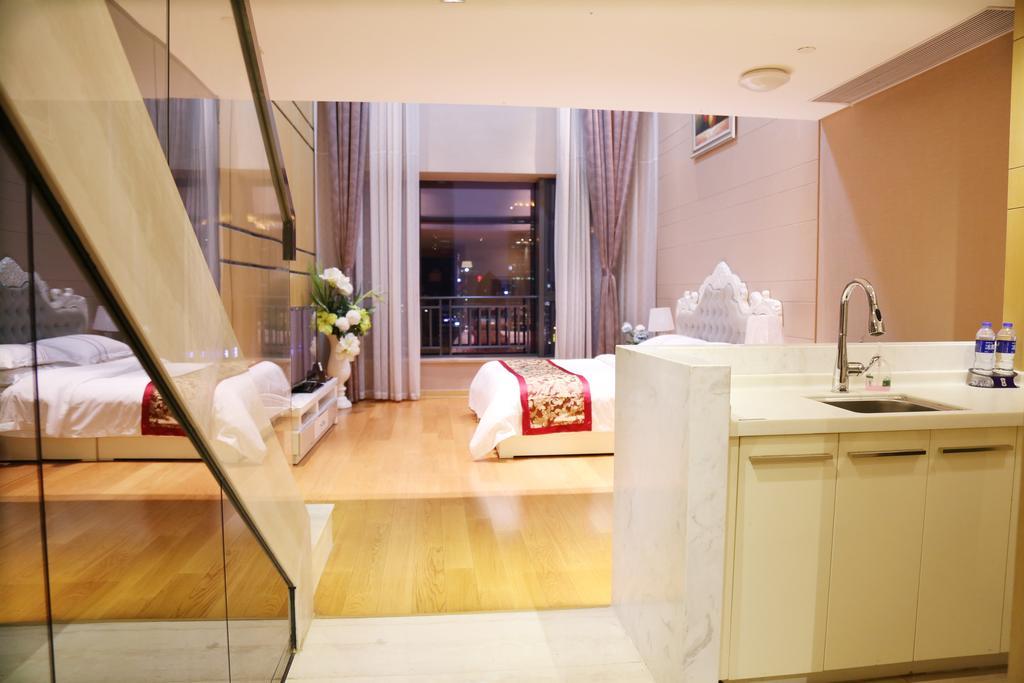 U Hotel Poly Zhonghui International Apartment Canton Esterno foto